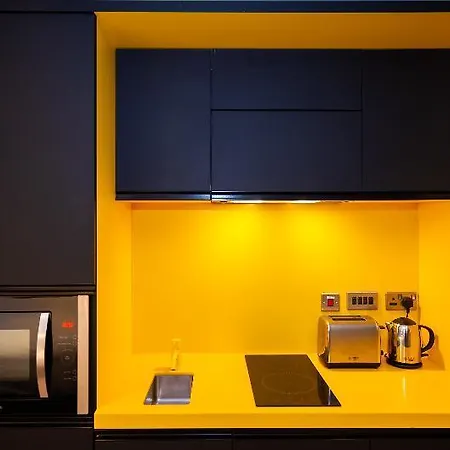 Hotel apartamentowy Staycity Castle 4*