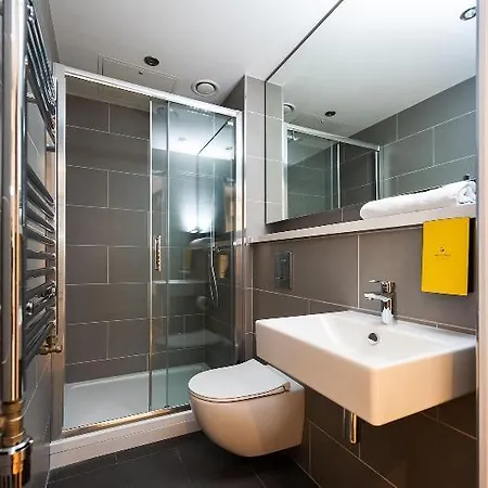 Hotel apartamentowy Staycity Castle